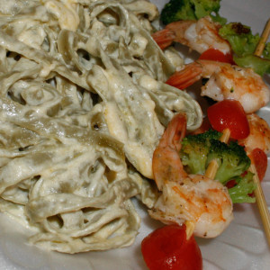 Spinach Fettucine Alfredo with Grilled Shrimp